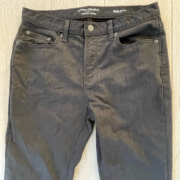 Men’s Banana Republic Travel jeans size 30 waist & 32 Length (READ DESCRIPTION) - Picture 3 of 5